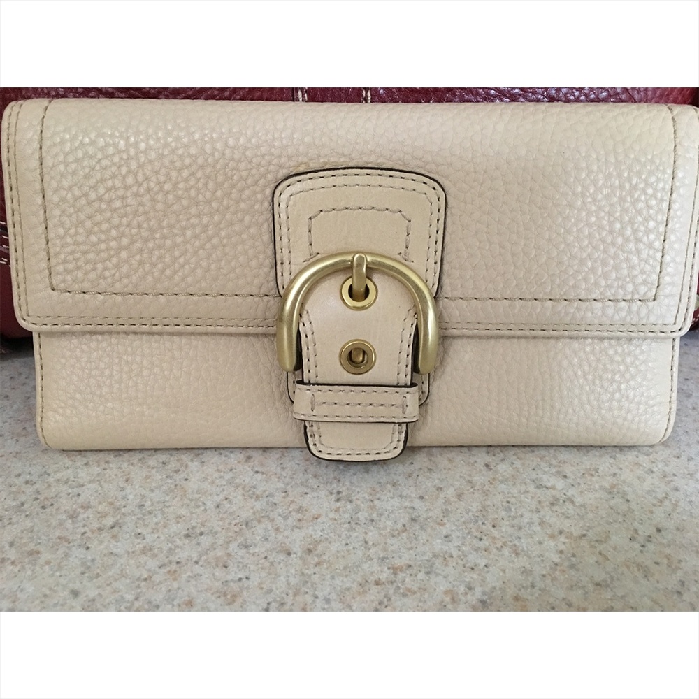 Coach Hamilton Pebble Leather Wallet